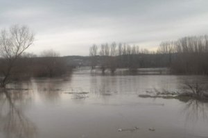Уништена плодна поља, водостај река у опадању